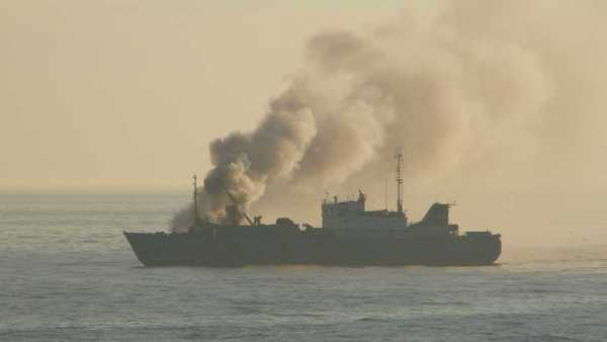 Возгорание на рыболовецком судне: спасательные работы окончены